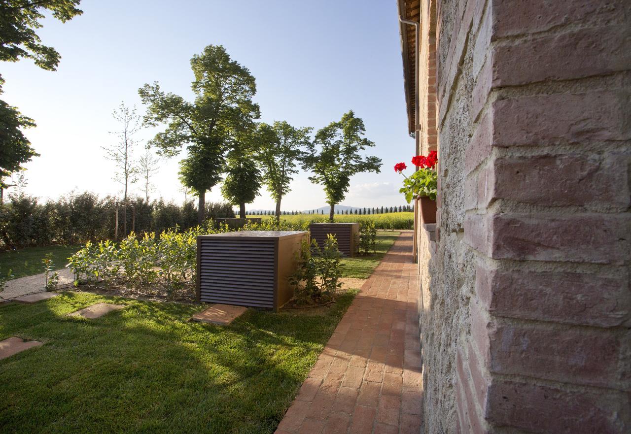 Casale San Galgano Aparthotel Chiusdino Bagian luar foto