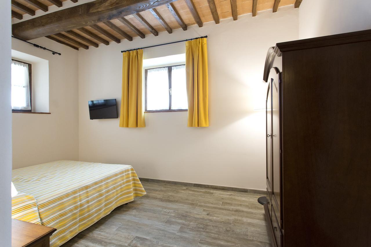 Casale San Galgano Aparthotel Chiusdino Bagian luar foto