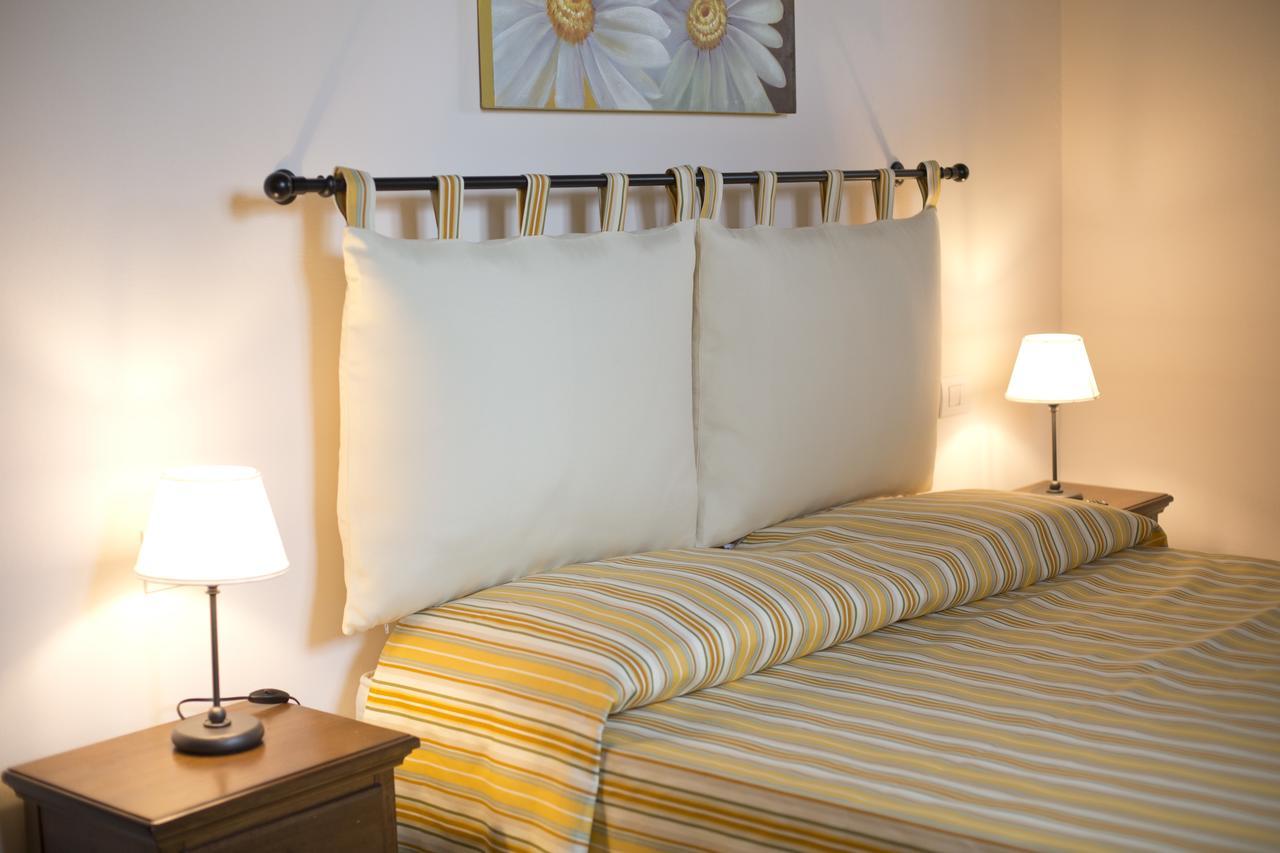 Casale San Galgano Aparthotel Chiusdino Bagian luar foto