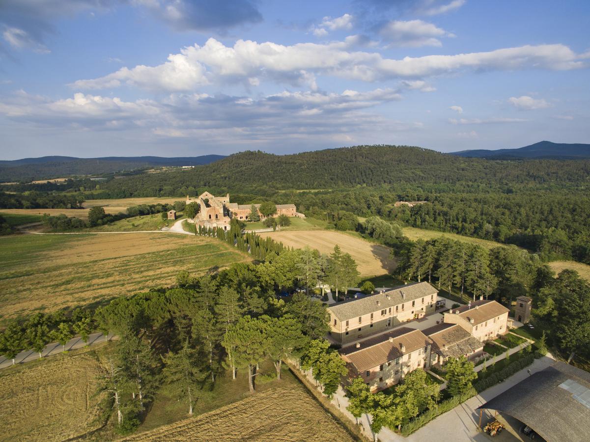 Casale San Galgano Aparthotel Chiusdino Bagian luar foto