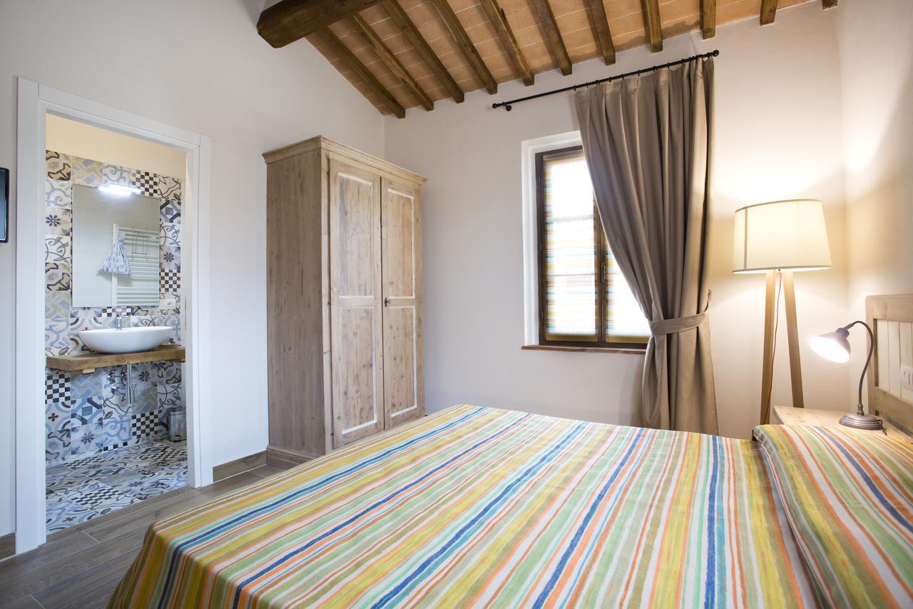 Casale San Galgano Aparthotel Chiusdino Bagian luar foto